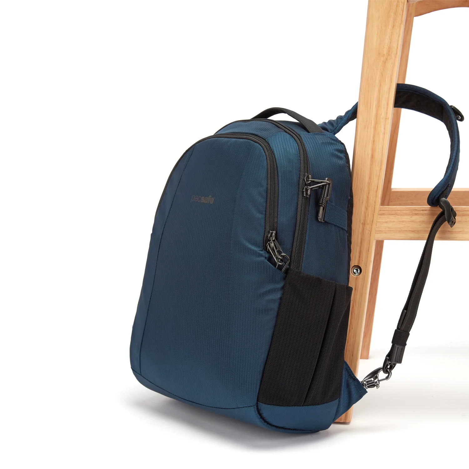 Pacsafe Metrosafe LS350 ECONYL Anti-Theft Backpack - Image 10