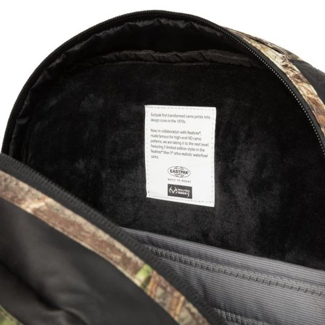 Eastpak Tecum Real Tree Camo - Large - Image 3