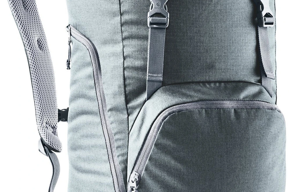 Deuter Walker 24L Backpack