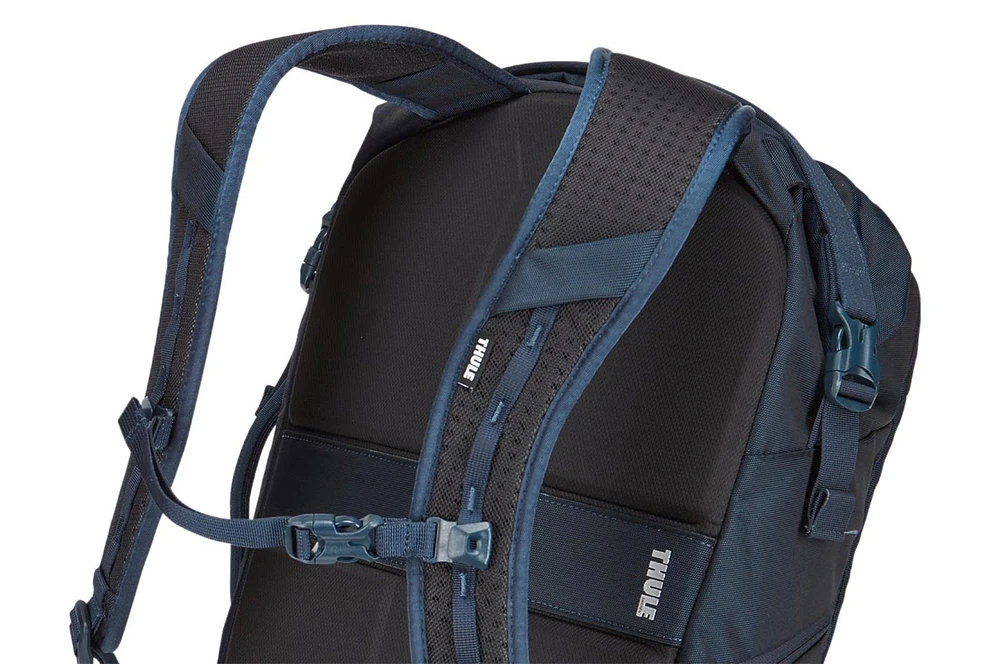 Thule Subterra Travel Backpack 34L - Image 14